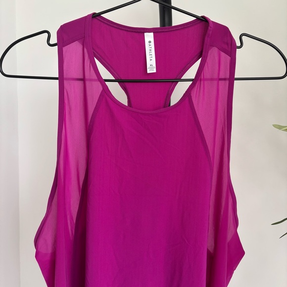 • [Athleta] Racerback Tank • - Picture 2 of 11